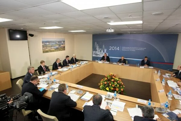 Владимир Путин провел совещание по проблемам судостроения